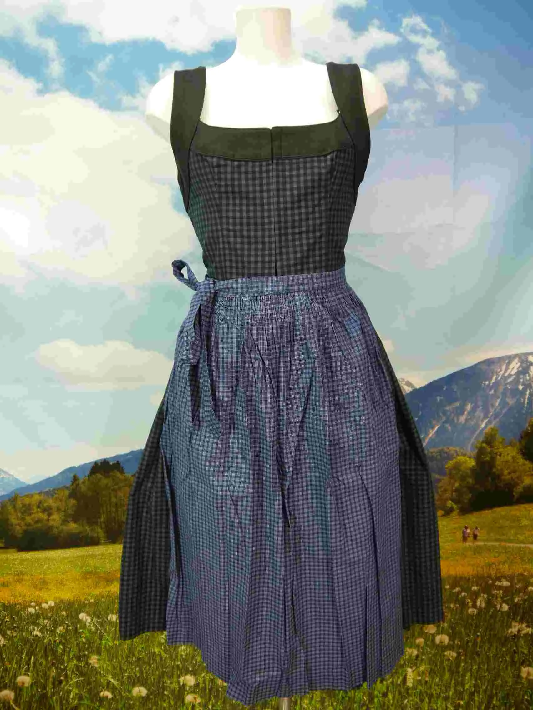 Huber Dirndl neuwertig schwarz blau kariert fesches Dirndl mit Schürze Gr.42