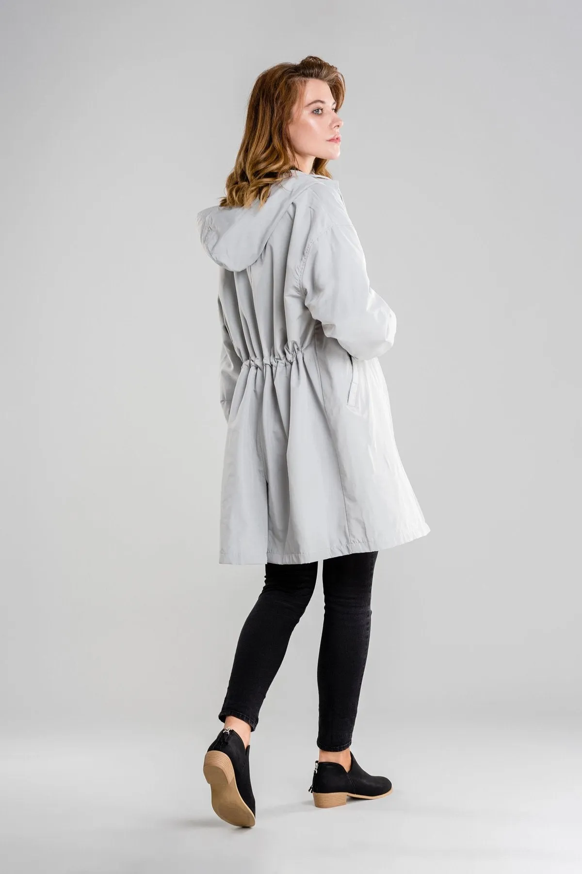 Wasserfeste Oversize Knopf-Regenjacke Mit Kapuze Für Damen | Ideal für
